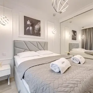 Dom & House - Navio Estate Gdańsk